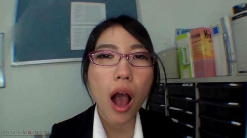 Office lady virtual temptation kiss and masturbate