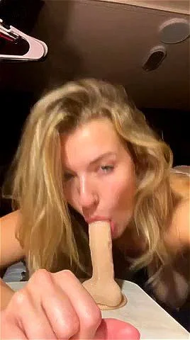 Mia melano  thumbnail