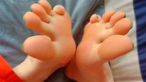 Feet thumbnail