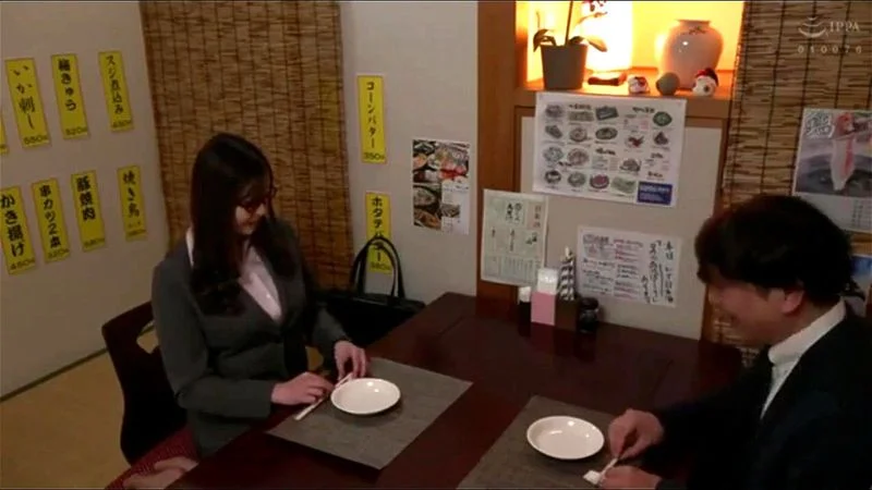 VKO-2003 lady boss 人妻上司と VKO-2003 lady boss 人妻上司と