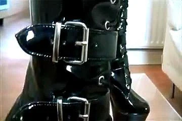 Femdom Boot Worship