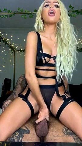 Watch Amateur Blonde In Black Lingerie Creampie Fuck Naomi Woods