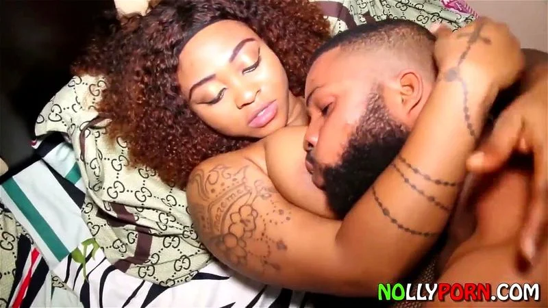 Nigerian Babe Gets Banged By A Friend