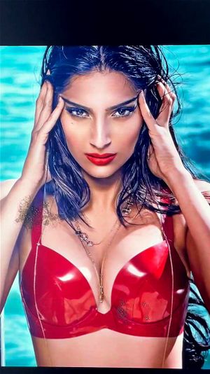 Randi Bra Xxx Hot - Watch Sonam kapoor Randi cum tribute - Gay, Desi, Indian Porn - SpankBang