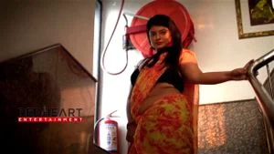 Saree hot thumbnail