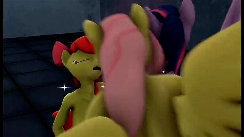 Tag Teaming of Apple Bloom