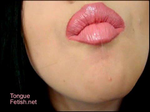 Tongue fetish: Pov, Striptease & Mouth Fetish Porn - SpankBang