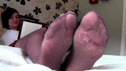 Nylon giantess: Pov, Fetish & Feet Porn - SpankBang