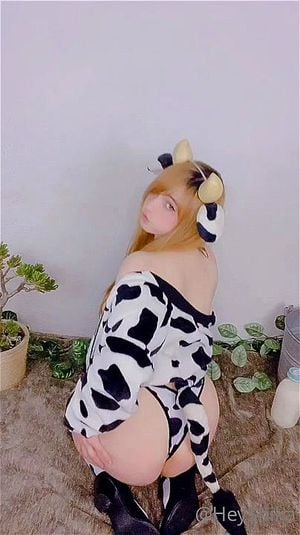 Cow print  thumbnail