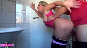 Ver a partir de 0:02:15