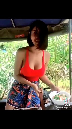 Watch from 0:00:26