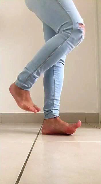 soles bare feet soles bare feet