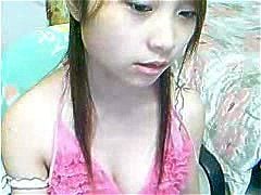 Webcam Cute Asian with Big Bewbs