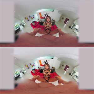 Adriana Chechik thumbnail