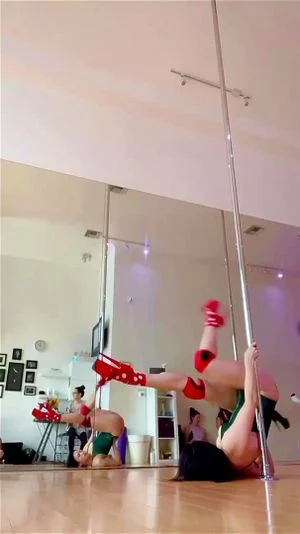 Pole Dance thumbnail