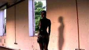 Watch from 0:00:28
