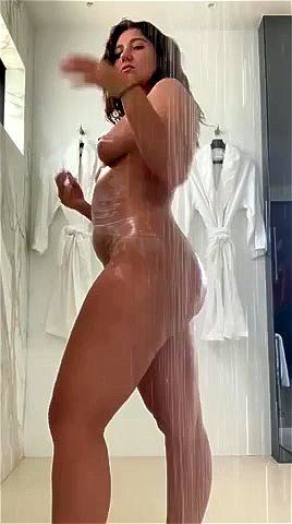 Big Ass Shower Porn - Shower big ass