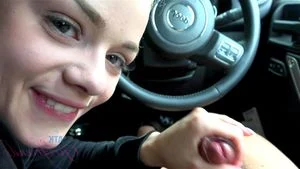 Women Driving H miniatura