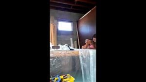 Watch from 0:05:14