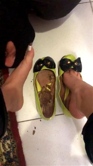 Iranian femdom thumbnail