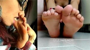 Feet thumbnail