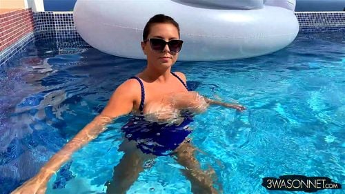 Pool Inflatable - Watch Enormous floats pool story - Ewa Sonnet, Pool, Float Porn - SpankBang