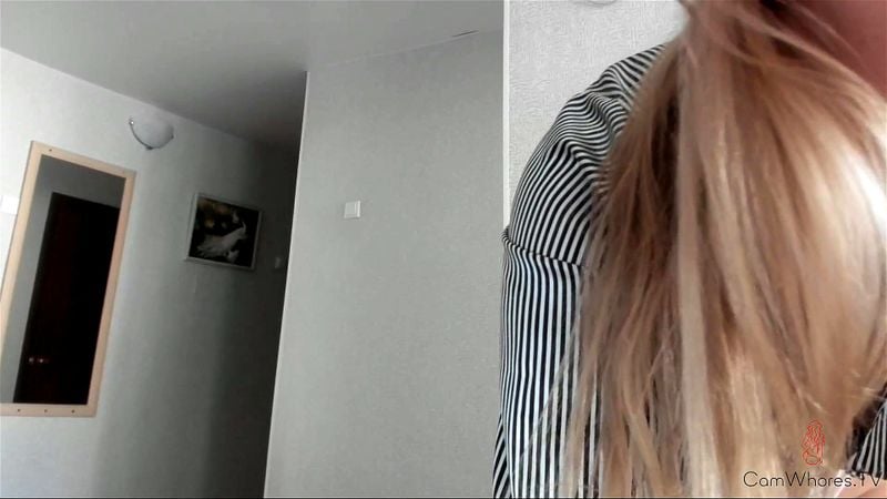Blond model on cam Blond model on cam