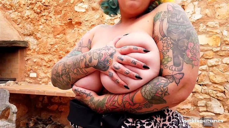 Galdalou Nothing But Curves Galdalou Nothing But Curves