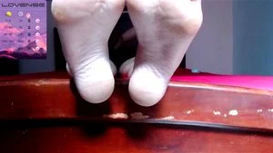 Feet soles thumbnail