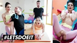 LETSDOEIT - Sporty Italian Babe Valentina Bianco Seduces Gym Partner & Gives Him Footjob