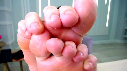saliva spit on her feet - Spit, Soles, Saliva Porn