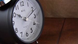 Watch from 1:15:44