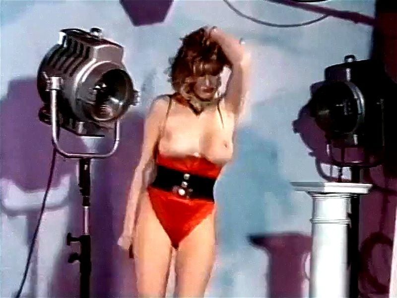 HANGING ON - vintage 80's big bouncy tits dance tease HANGING ON - vintage 80's big bouncy tits dance tease