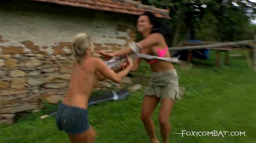 mar vs zoe: Xhamster, Catfight & Mud Porn - SpankBang