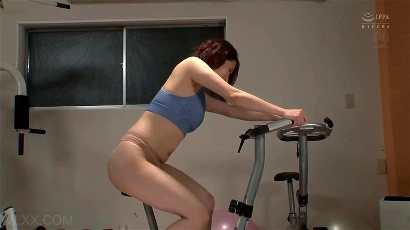 Wife had an affair with a gym trainer Wife had an affair with a gym trainer