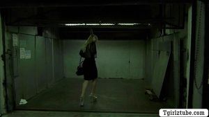 Watch from 0:00:33