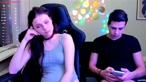 Live video sex  thumbnail