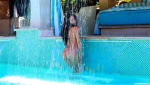 kirsten price thumbnail