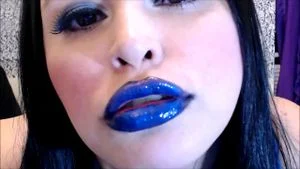 lipstick/kisses thumbnail