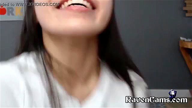 Asian girl 28 Asian girl 28