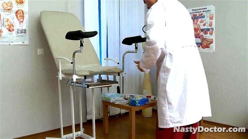 Doctor Wants To Fuck Brunette Doctor Wants To Fuck Brunette