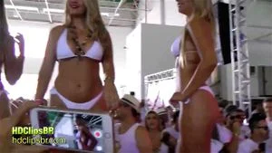 Watch from 0:04:04