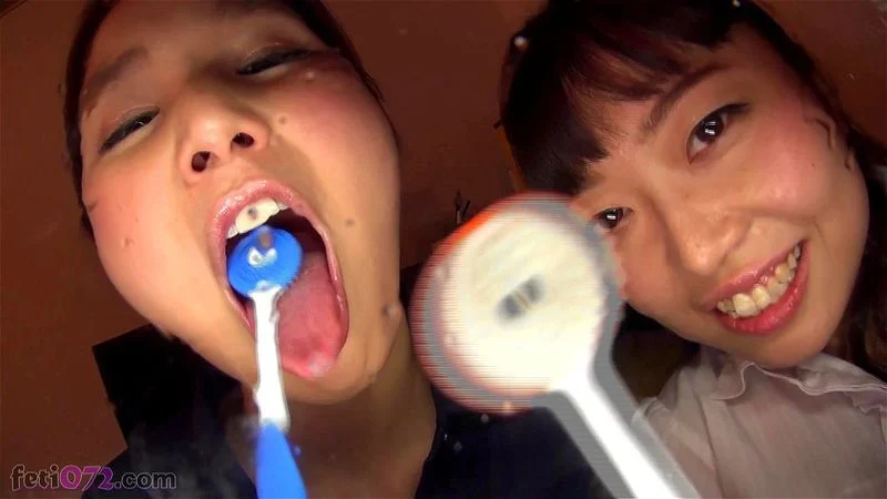 Japanese Lesbian Virtual Kiss / Spit POV 2