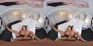august taylor thumbnail