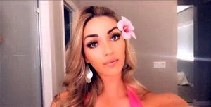 Bella Aurora thumbnail