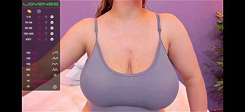 Great huge oily boobs Great huge oily boobs