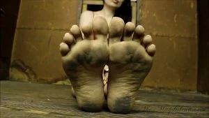 Dirty feet anteprima
