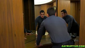 Watch from 0:01:17