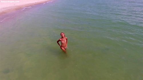 solo: Striptease, Tettine & Eporner Porn - SpankBang