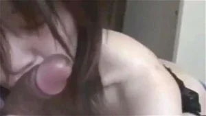 従順な女 thumbnail